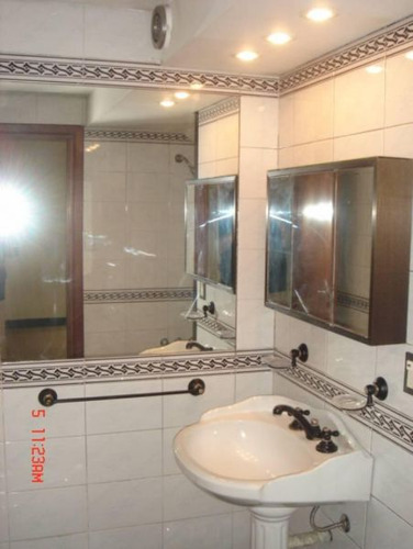 Av Rivadavia 6100 Caballito Ph Pb 3amb U$145.000 Apto Prof