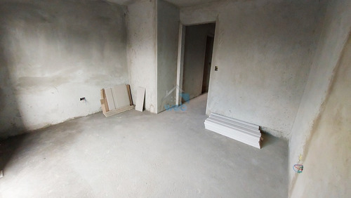 Imagem 11 de 30 de Excelente Sobrado Em Construção À Venda, Em Boa Localização No Bairro Do Ganchinho, Em Curitiba. - Ca01657 - 70122241