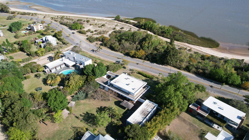 Magnífica Casa Sobre Al Rambla Costanera De Real De San Carlos Village