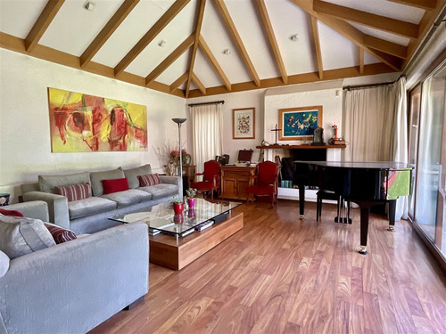 Casa Arriendo/5 D/solo Con Compromiso De Compra/las Condes