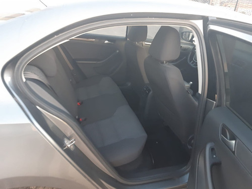 Imagen 9 de 16 de Vw Vento (1.4)tsi Dsg Confortline 2017