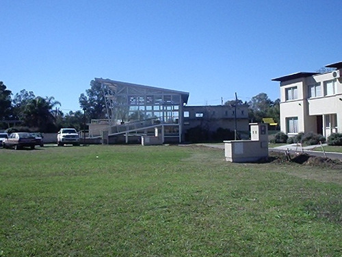 Venta Depto Con Jardín En Condominio Privado - Pilar -