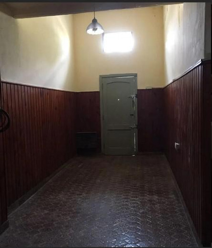 Casa Con Local En Venta - 3 Dormitorios 2 Baños - 151mts2 - Sarandi