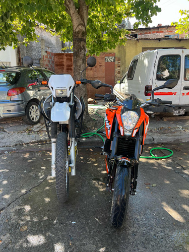 Vendo Duke 200 Con Menos De 5mil Km Soi Titular Al Día