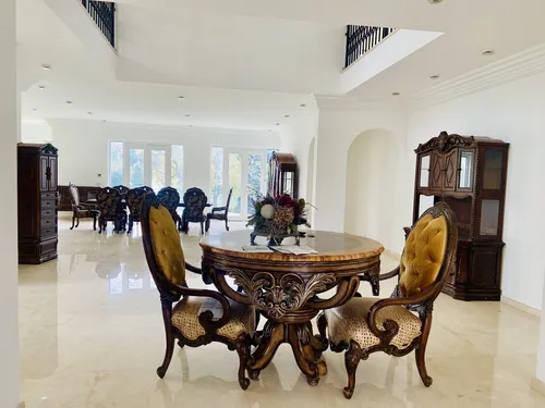 Espectacular Casa En Venta En Interlomas En Cerrada Con Vigilancia