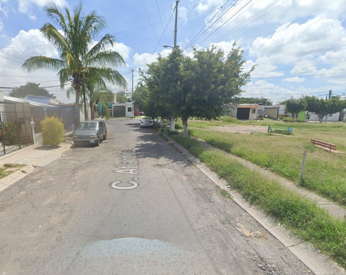 Sk17 Hermosa Casa En Venta, En Excelente Estado Ideal Para Iniciar Tu Patrimonio En Hacienda Santa Fe Tlajomulco,pago Accesible En 2 Exhibiciones, Solo Recursos Propios. No Infonavit