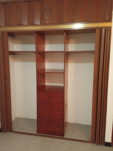 Alquier De Apartamento En Ciudad Casarapa 04241255764