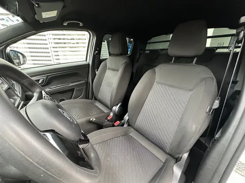 RAM 700 SLT Crew Cab