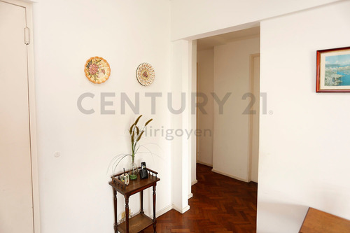 Departamento Venta 3 Ambientes Con Dep. Olivos Libertador.