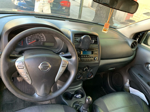 Nissan Versa 1.6 Sense