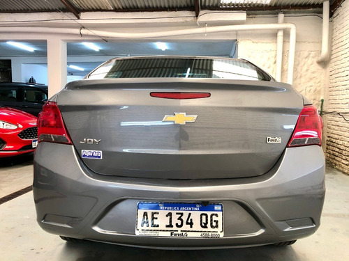 Chevrolet Onix Plus 1.4 Base