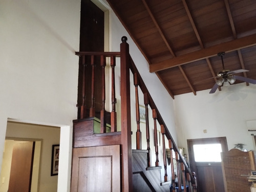 Apta Credito!! Retasada, Excelente Oportunidad! Zona Clásica De Bella Vista, A Dos Cuadras De La Iglesia San Francisco, Cercana A La Estación Del San Martin, Charter A Bs As, Y Zona Comercial.