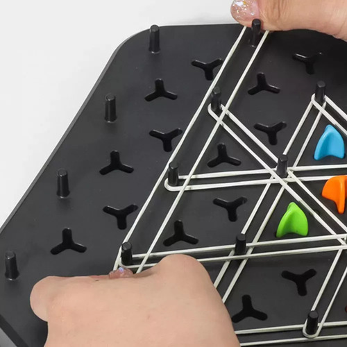 Jogo Multijogador Geometria, Xadrez Triangular E Intelecto