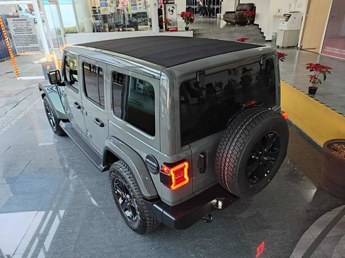 Imagen 14 de 15 de Jeep Wrangler 2021 3.7 Unlimited Sahara 3.6 4x4 At