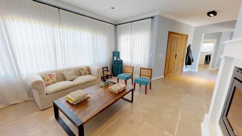Imagen 3 de 30 de Excelente Casa En Barrio La Berlina - Pilará
