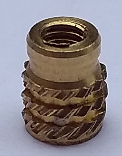 Inserto Tuerca De Bronce 4,2mm.  Lote X 10  Con Tornillos.