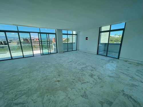 Imagen 4 de 23 de Vendo Apartamento 330m2 4h/5b/4p La Castellana