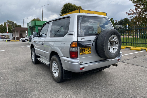 Toyota Prado 2.7 Sumo