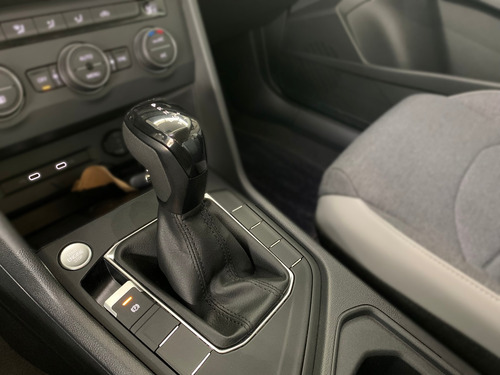 Imagen 13 de 16 de Volkswagen Taos Comfortline 250 Tsi Tiptronic