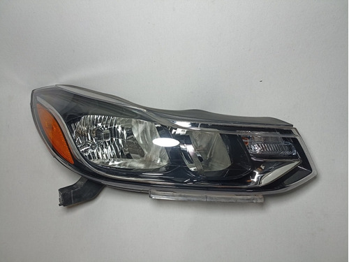 Faro Derecho De Chevrolet Trax 17-20 Usado Original. 