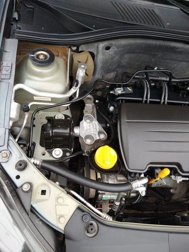 Renault Clio 1.2 Mío Authentique 2013