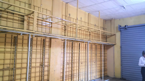 Local Comercial En Venta, Calle Ramírez, San Félix