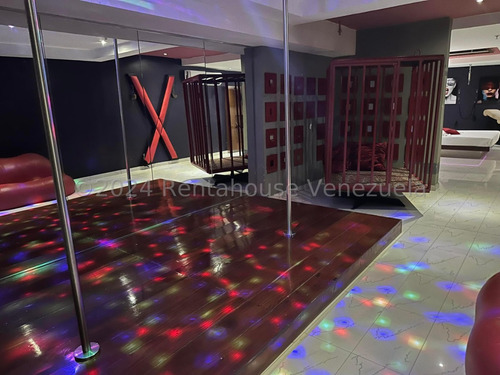 Hotel Aladdin Caracas En Venta: Exclusividad Y Elegancia En El Distrito Financiero Alfonso 24-21265