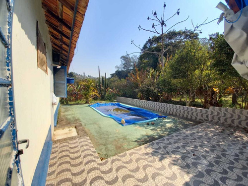 Imagem 5 de 14 de 2.300m², Casa Com 2 Dormitórios, Churrasqueira E Piscina !!