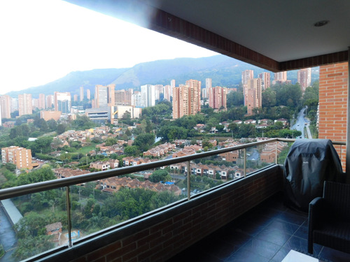 Apartamento En Venta En El Poblado Loma De Los Gonzalez Medellin