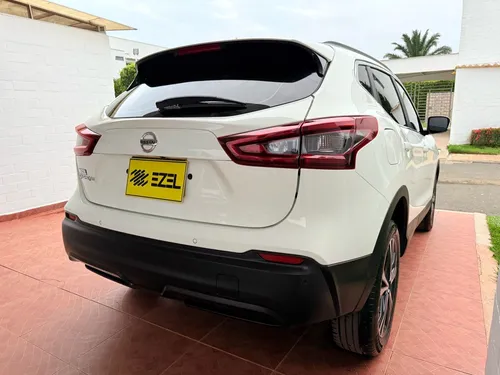 Nissan Qashqai 2.0 Advance 142 hp