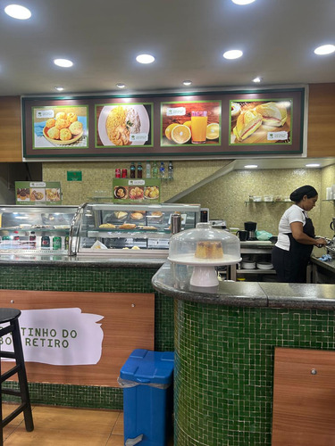Vendo Cafeteria-bom Retiro-faturamento 25.000- Bom Lucro-