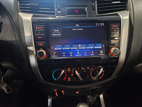 Nissan Frontier 2.3 Attack Cab. Dupla 4x4 Aut. 4p