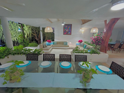 Acapulco Navidad Y Año Nuevo En Casa Playa Encantada , Te Ponemo El Asador A Pie De Playa, El Carbon Y De Regalo Un Mandil, Para Que Hagas Tu Parrillada, En Traje De Baño, Ademas Leña Para La Fogata