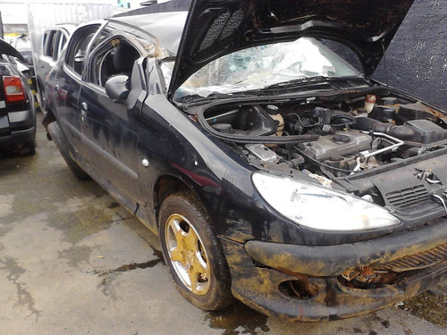 Imagem 2 de 2 de Sucata Peugeot 206 - Retirada De Peças
