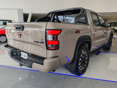 Nissan Frontier 3.8 V6 Pro-4X 4Wd At