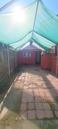 Venta Amplia Froilan Roa Macul 4d+2b, Patio Estacionamiento