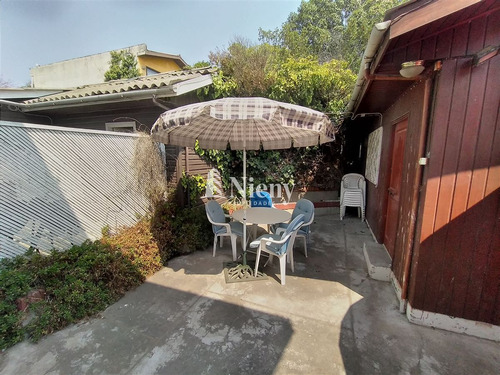 Casa En Venta De 5 Dormitorios En Subida Labarca Concón