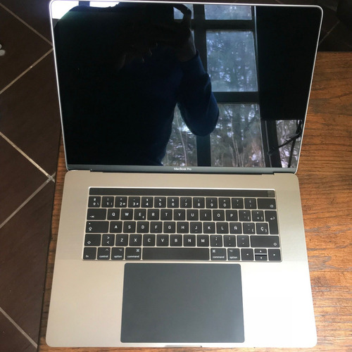 Macbook Pro (15-pulgadas,2017) Gris Espacial