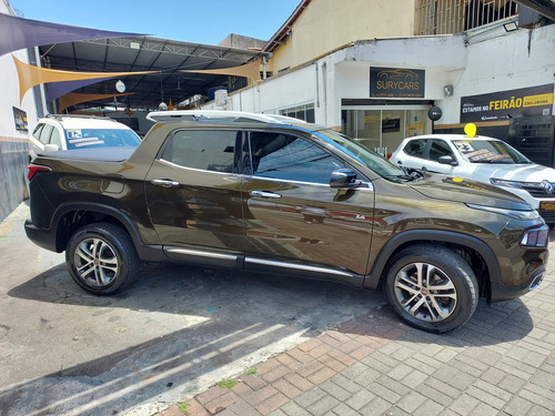 Fiat Toro 2.4 Volcano 16v Flex 4x2 Aut. 4p