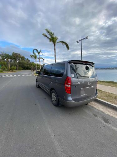 Imagen 4 de 15 de Hyundai H1 2011 2.5 Premium 1 Mt