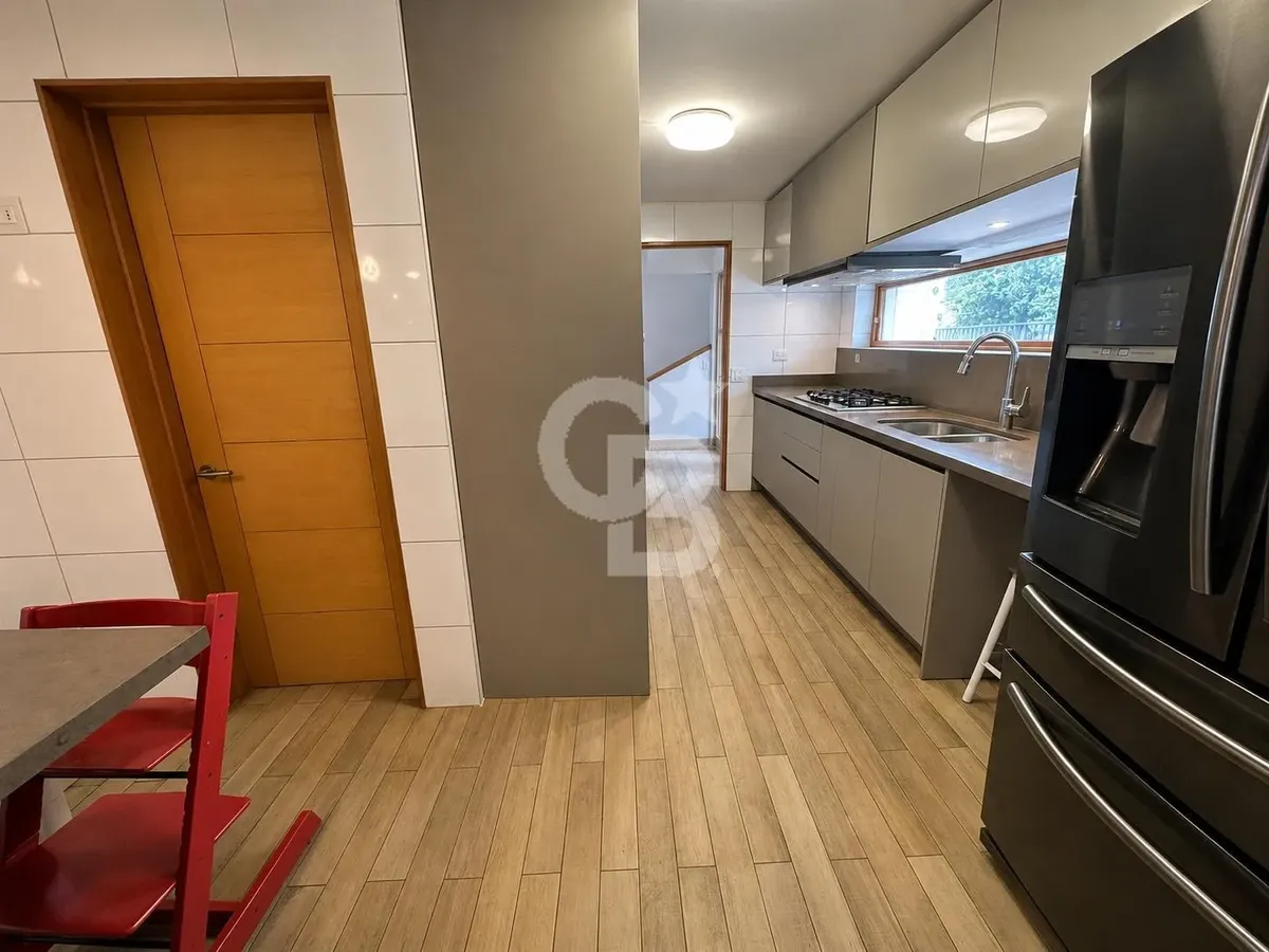 Imagen 5 de 19 de Casa La Reserva Chamisero | Piscina, Quincho Y Jardín