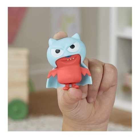Ugly Dolls Disfraz Sorpresa - Super Lucky Bat
