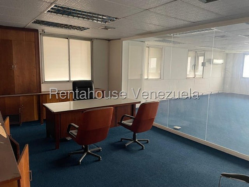 Oficina En Alquiler, En Los Caobos.