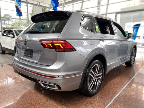 Volkswagen Tiguan Volkswagen Tiguan Allspace R-Line 2.0 TSi