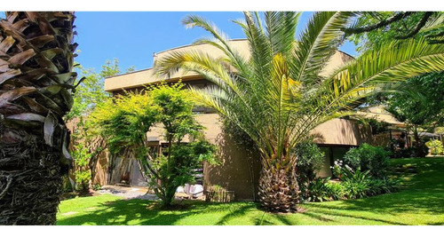 Casa En Venta En Lo Barnechea