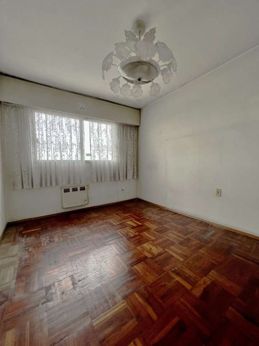 Venta De Apartamento 2 Dormitorios En Pocitos