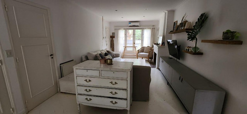 Venta Casa En Punta Chica 2 Dormitorios Una Planta