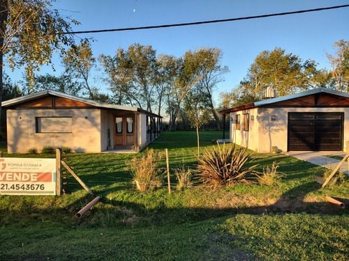 Casa En Oliden En Venta De 3 Dormitorios+2 Baños+2 Toillete