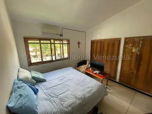 Casa En Venta - Mls #24-27458