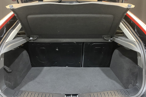 Ford Focus 2.0 Ghia 5p Mt 2010